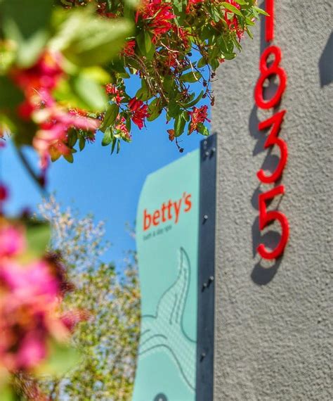 Betty's spa abq - Since 2000, Betty’s has been a refuge for Albuquerque locals and visitors to relax, renew and rejuvenate in a calm and peaceful environment. #feelgood. 661 Followers. Since 2000, Betty’s has been a refuge for ... facial or …